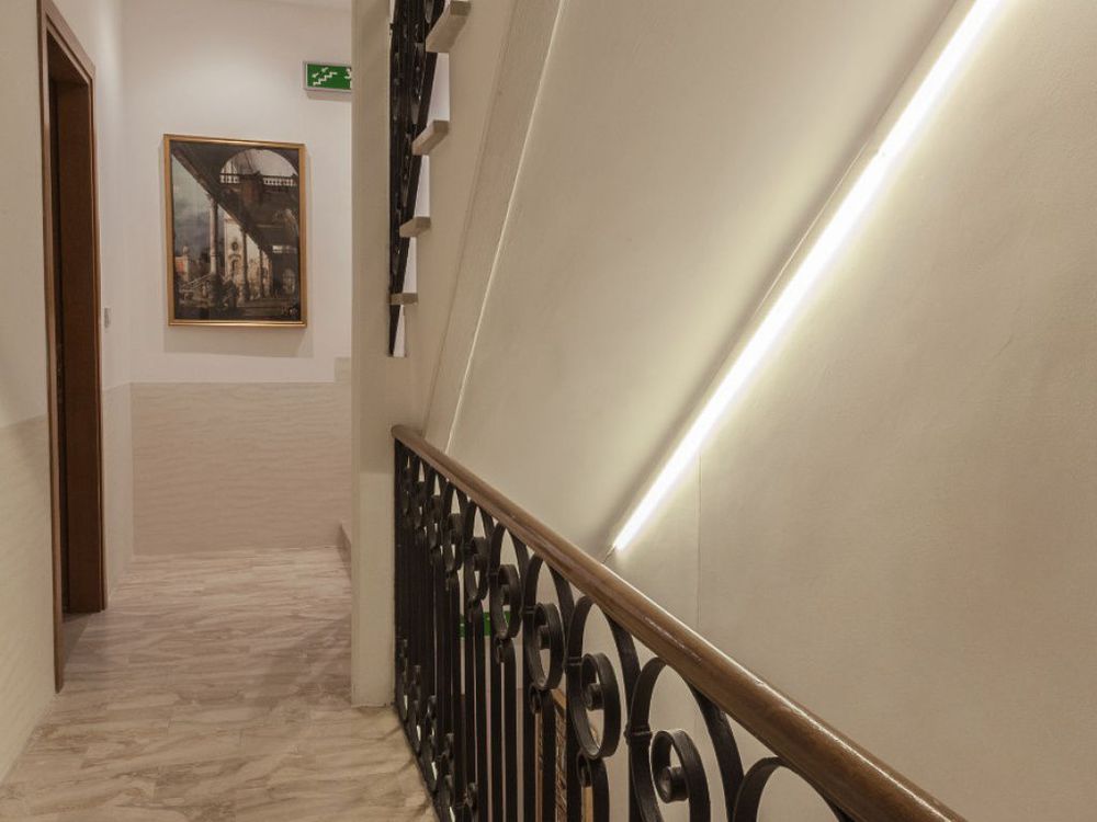 Ca' San Trovaso - 6 Rooms Wenecja Zewnętrze zdjęcie