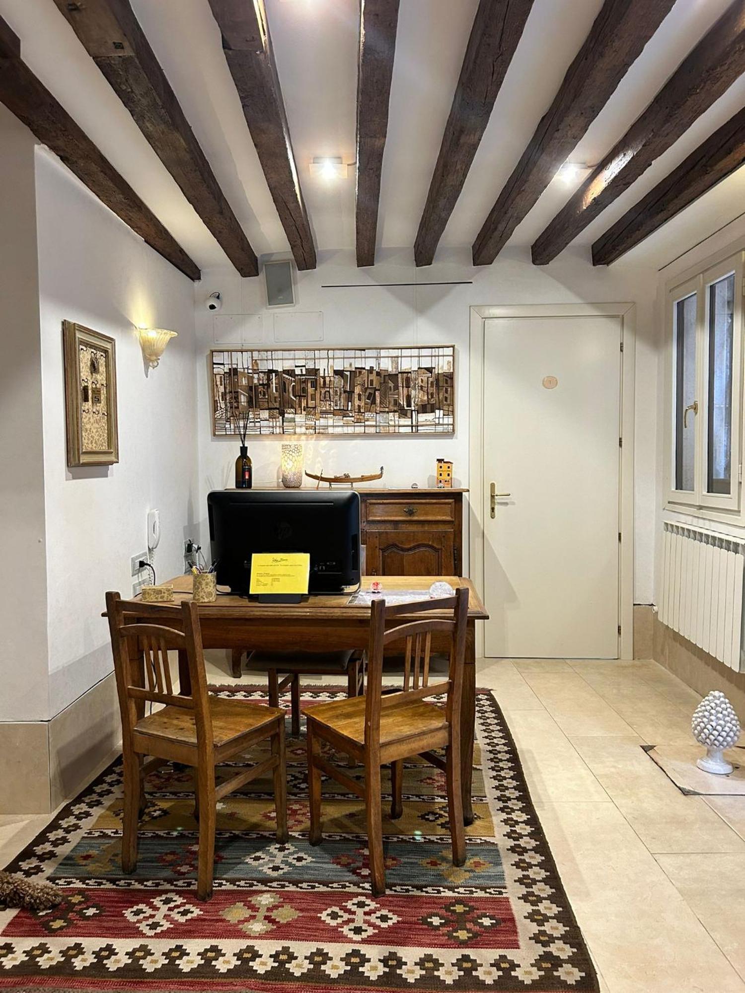 Ca' San Trovaso - 6 Rooms Wenecja Zewnętrze zdjęcie