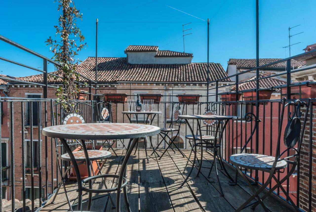 Ca' San Trovaso - 6 Rooms Wenecja Zewnętrze zdjęcie